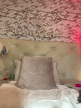 Snapshot of Lili__taylor chatting on 1, 3, 2026 Lili taylor online show from 1, 3, 2026