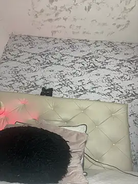 Snapshot of Lili__taylor chatting on 2, 2, 2026 Lili taylor online show from 2, 2, 2026