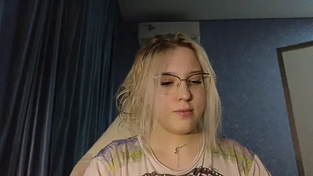 HotBrandyX online show from 9, 11, 2025