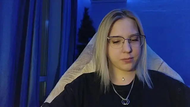 HotBrandyX online show from 9, 1, 2026