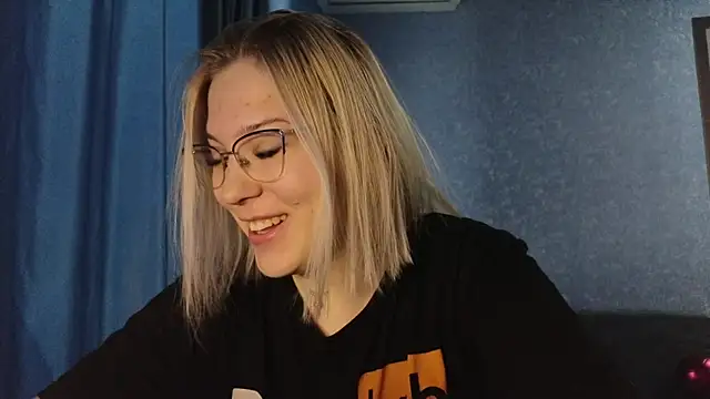 HotBrandyX online show from 8, 11, 2025