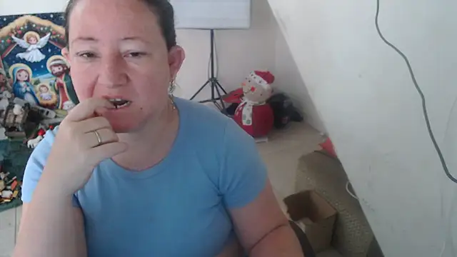 Yohis Kiut25 online show from 24, 11, 2025