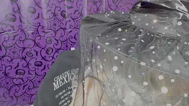 sharonnleon online show from 9, 10, 2025