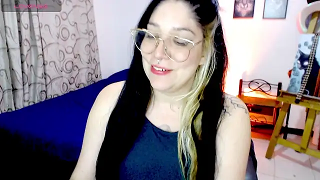 sharonnleon online show from 28, 11, 2025