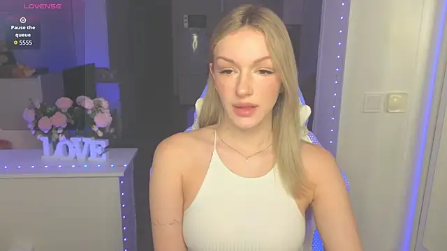 MargaretSweet1 online show from 24, 10, 2025