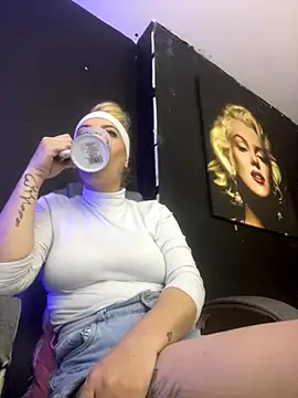 viktoria davis  online show from 22, 10, 2025