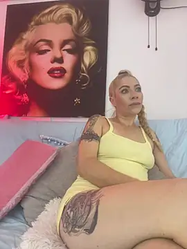 viktoria davis  online show from 1, 6, 2026