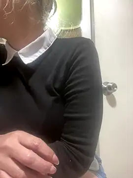 viktoria davis  online show from 8, 1, 2026