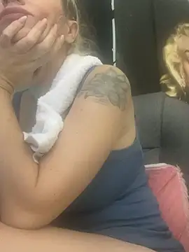 viktoria davis  online show from 12, 2, 2026