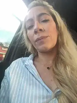 viktoria davis  online show from 9, 2, 2026