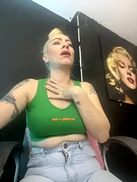 viktoria davis  online show from 3, 10, 2025