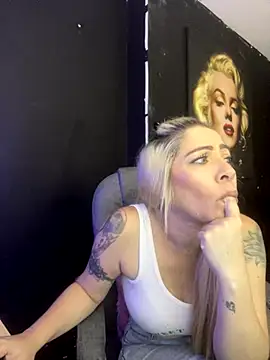 viktoria davis  online show from 17, 11, 2025