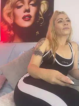 Snapshot of viktoria_davis_ chatting on 11, 6, 2026 viktoria davis online show from 11, 6, 2026