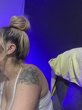 viktoria davis  online show from 21, 3, 2025