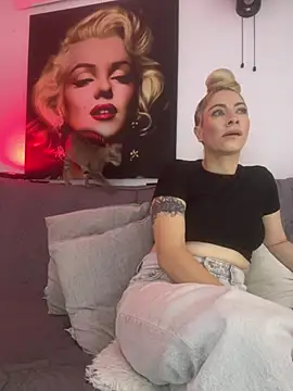 Snapshot of viktoria_davis_ chatting on 20, 6, 2026 viktoria davis online show from 20, 6, 2026