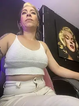 viktoria davis  online show from 26, 9, 2025