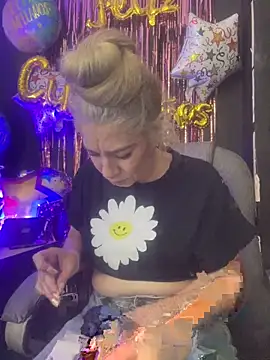 viktoria davis  online show from 19, 12, 2025