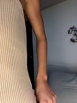 zoe storm online show from 5, 2, 2026