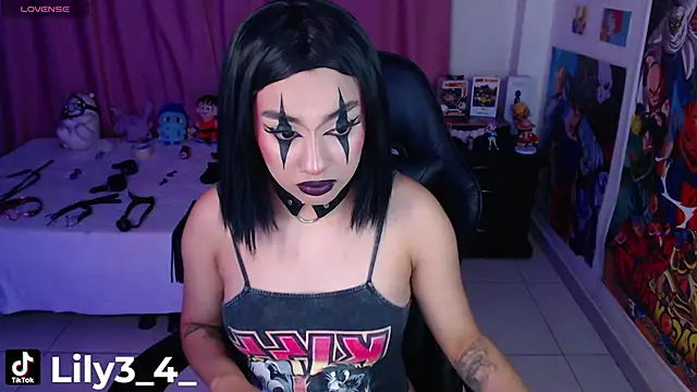 lily3 4 online show from 11, 11, 2025