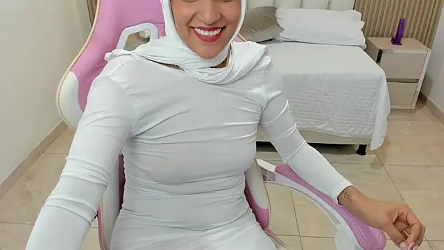 Zulema hamdi online show from 18, 3, 2025