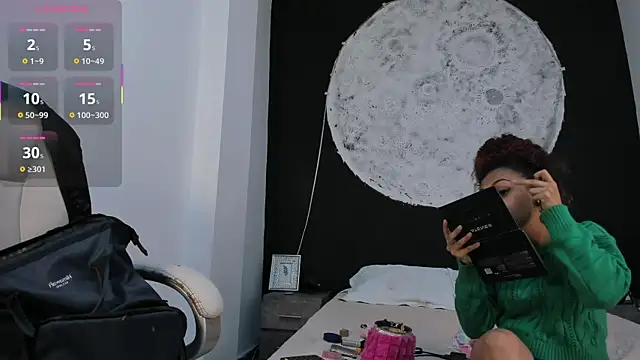 DalayMoore online show from 12, 10, 2025