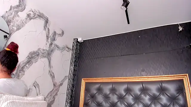 DalayMoore online show from 24, 9, 2025