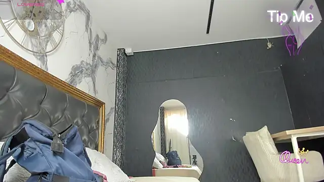 DalayMoore online show from 11, 4, 2026