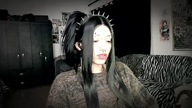 Snapshot of roxy_toxic chatting on 1, 8, 2026 roxy toxic online show from 1, 8, 2026