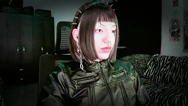 roxy toxic online show from 28, 4, 2026