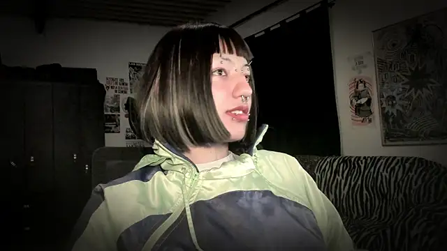 Snapshot of roxy_toxic chatting on 30, 7, 2026 roxy toxic online show from 30, 7, 2026