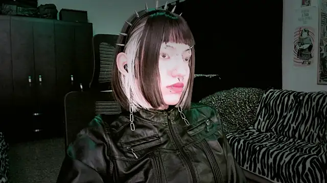 roxy toxic online show from 29, 4, 2026