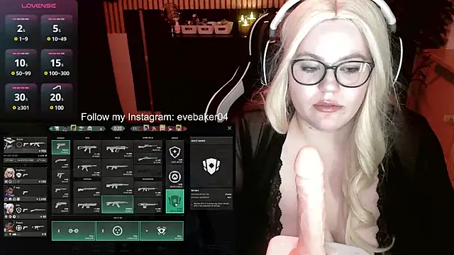 EveBaker04 online show from 5, 3, 2025