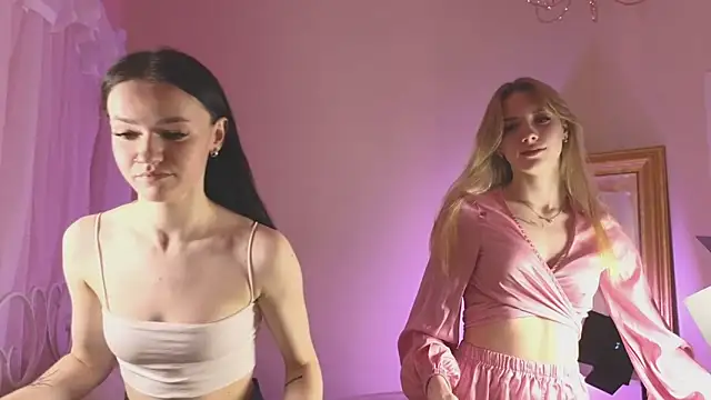 Snapshot of katt__y chatting on 20, 2, 2025 katt y online show from 20, 2, 2025