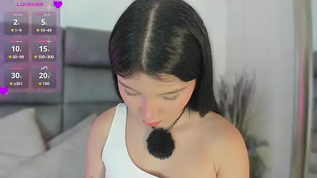 DannaJhonson1 online show from 10, 4, 2026