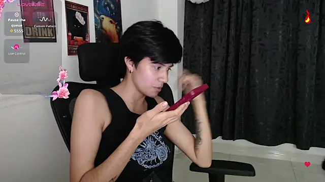 Snapshot of Dha_lia0 chatting on 4, 10, 2025 Dha lia0 online show from 4, 10, 2025