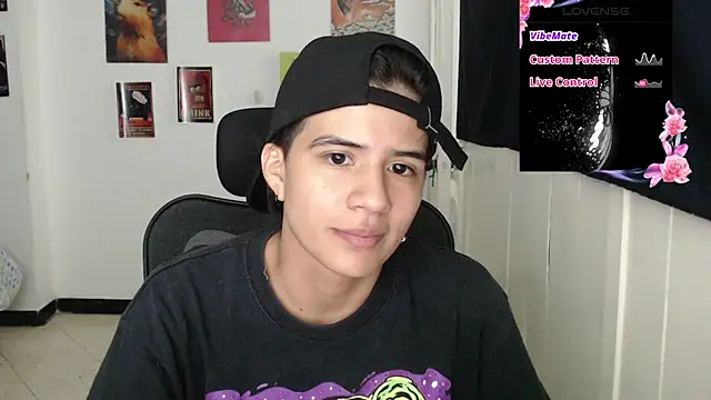 Snapshot of Dha_lia0 chatting on 18, 11, 2025 Dha lia0 online show from 18, 11, 2025