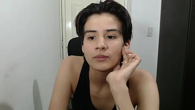 Snapshot of Dha_lia0 chatting on 19, 1, 2025 Dha lia0 online show from 19, 1, 2025