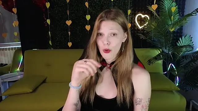 MiaWhisper online show from 21, 2, 2025