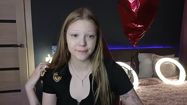 MiaWhisper online show from 13, 3, 2025