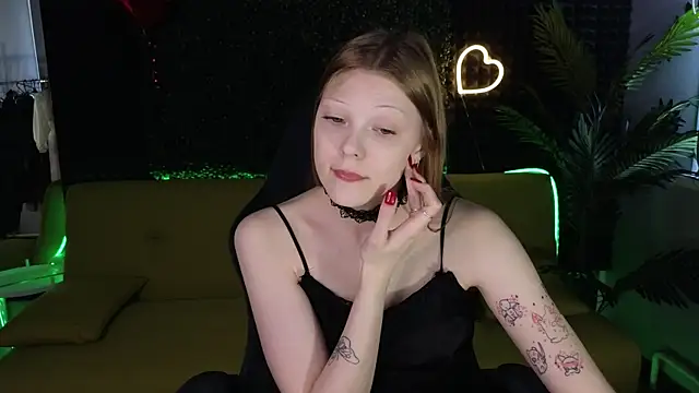 MiaWhisper online show from 14, 3, 2025