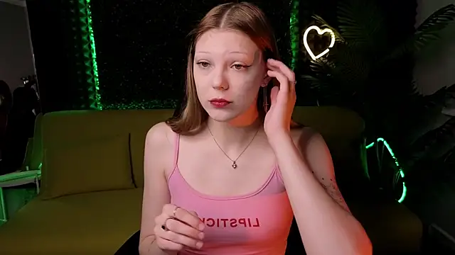 MiaWhisper online show from 7, 2, 2025