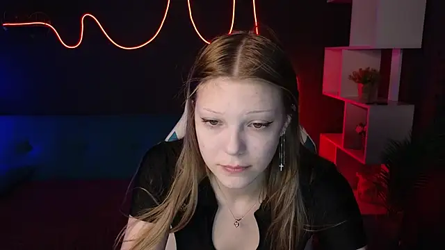 MiaWhisper online show from 6, 2, 2025