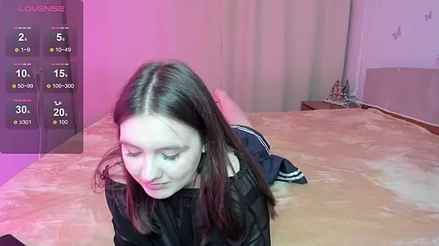 Chelsy Berry online show from 8, 2, 2025