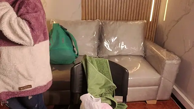 Kitten Cam online show from 23, 6, 2026