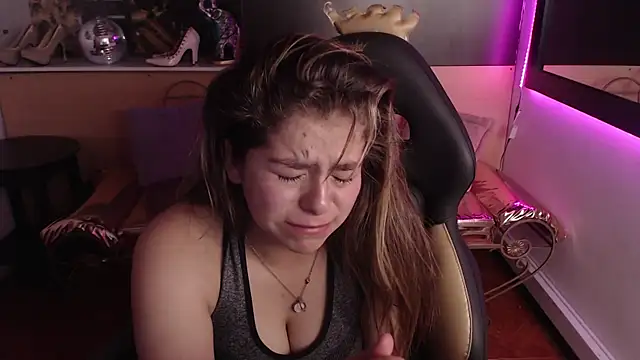 Kitten Cam online show from 7, 10, 2025