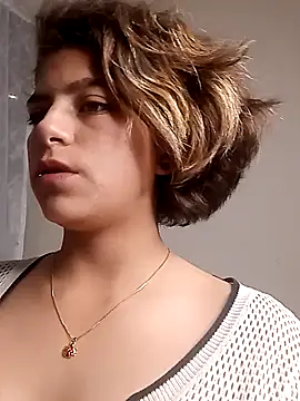 Kitten Cam online show from 12, 4, 2026