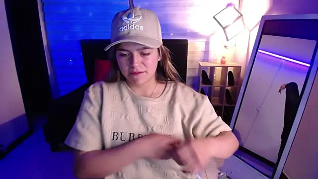 Kitten Cam online show from 7, 11, 2025