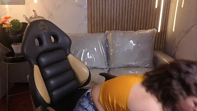 Kitten Cam online show from 13, 3, 2026