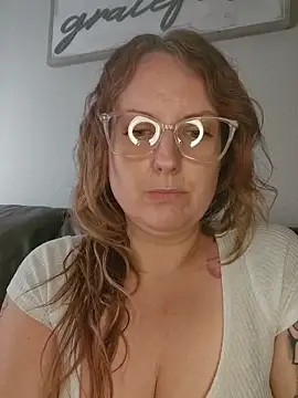 TattedMamaXOXO online show from 22, 9, 2025