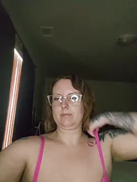 TattedMamaXOXO online show from 19, 5, 2026